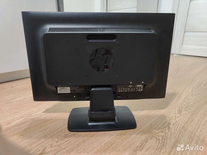 Монитор HP Compaq LE2002x