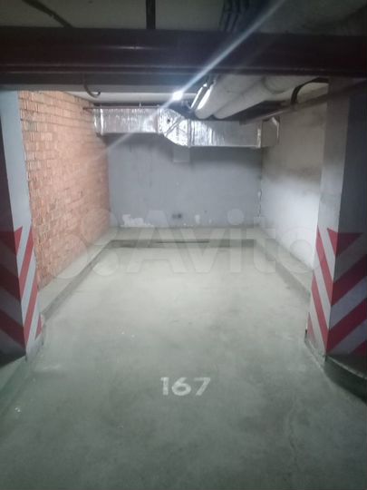 Машиноместо, 18 м²