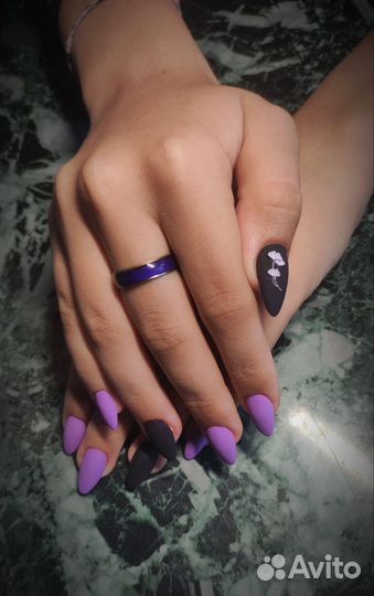 Маникюр + педикюр