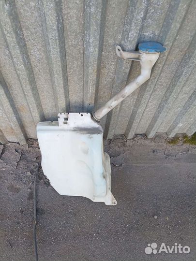 Бачок омывателя Nissan Qashqai J10 06-13г