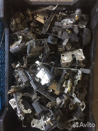 Рено Логан,Сандеро,Ларгус,Дастер замки дверей