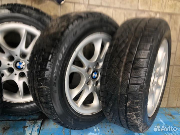 Pirelli Sottozero Winter 240 235/55 R17