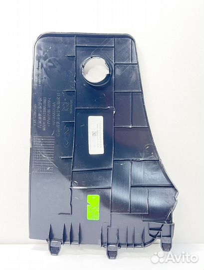 Накладка центральной консоли правая Chery Tiggo 4