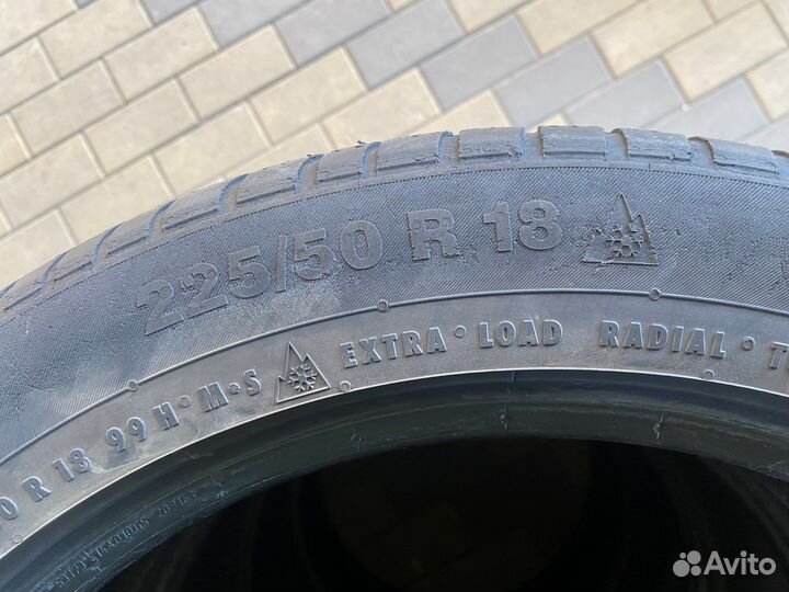 Continental ContiWinterContact TS 830 P 225/50 R18 99H