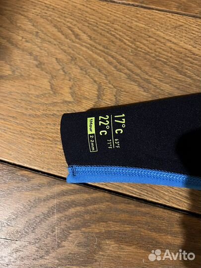 Неопреновый детский гидрокостюм