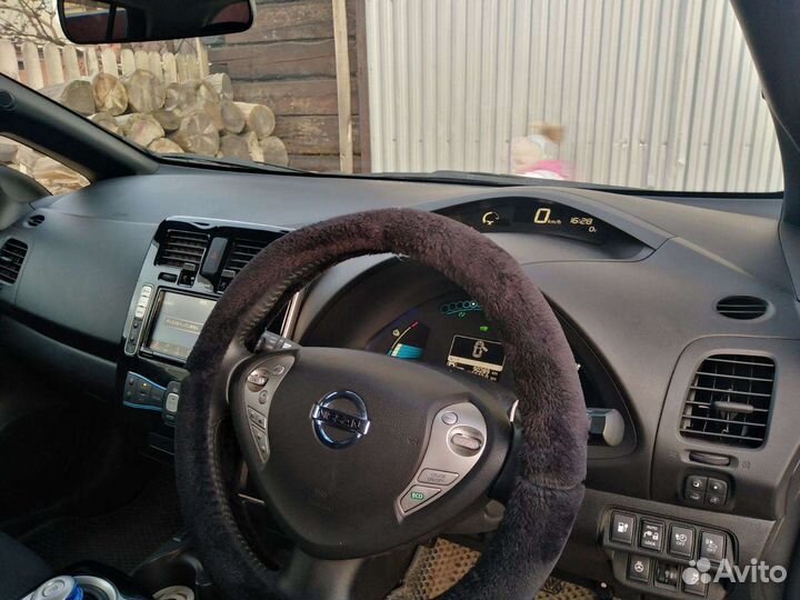 Nissan Leaf AT, 2016, 90 000 км