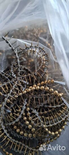 Гвоздики мебельные.Чехословакия. 5 кг