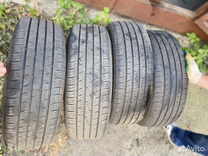 R16 Kumho Solus TA31 215/65, PCD 5x114.3 DIA 60