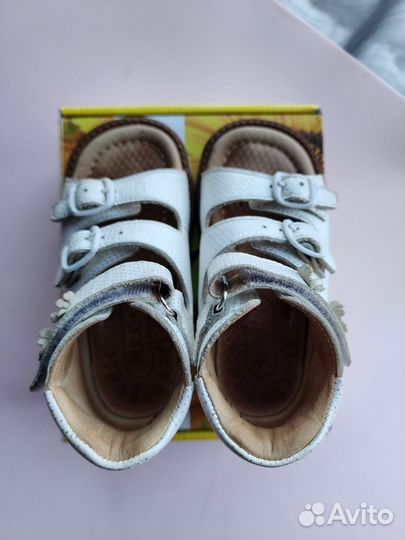 Сандали М.Е.Г.А Оrthopedic для девочки 24р