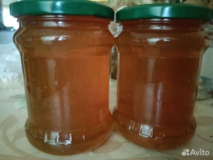 Мед 0,5л и мед 1,5л с сотами