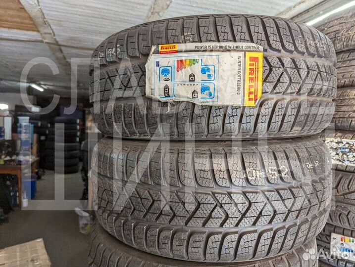 Pirelli Winter Sottozero 3 255/40 R20 101V