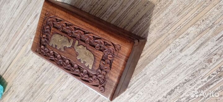 Шкатулка для украшений