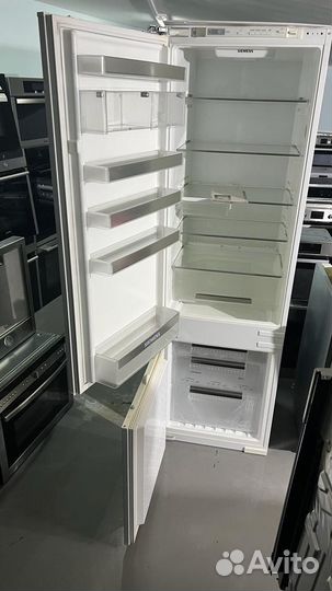 Холодильник Siemens встраевыемый Германия