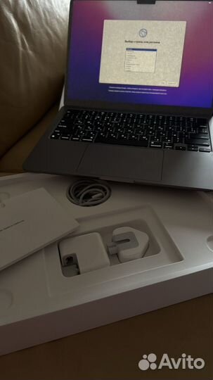 Macbook air 13.6 m2 256gb