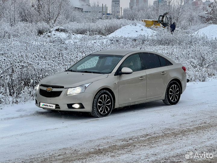 Chevrolet Cruze 1.6 МТ, 2012, 308 000 км