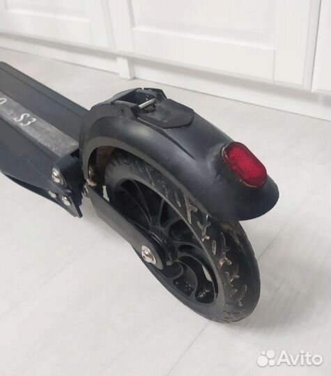 Электросамокат Kugoo S3 и зарядное устройство