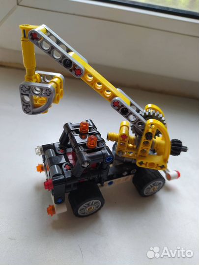 Lego technic трактор
