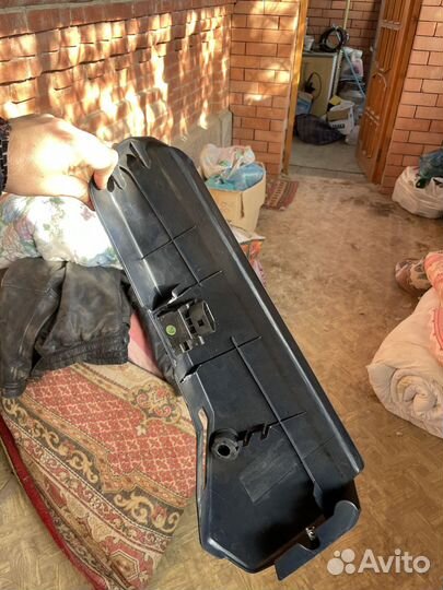 Боковина сидения w140