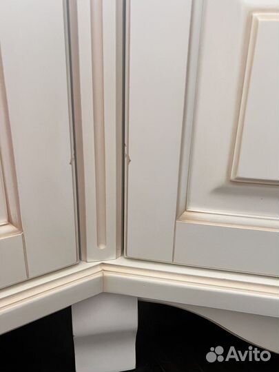 Тумба под телевизор