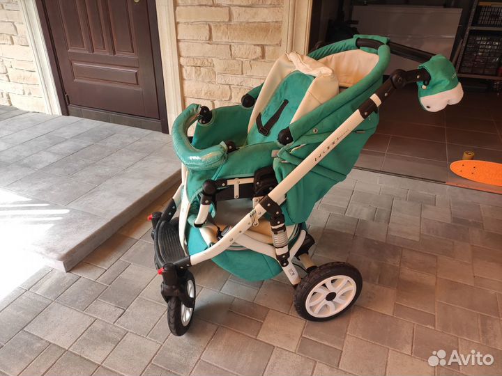 Коляска Riko Bruno Ecco 2 в 1 цвет malachit