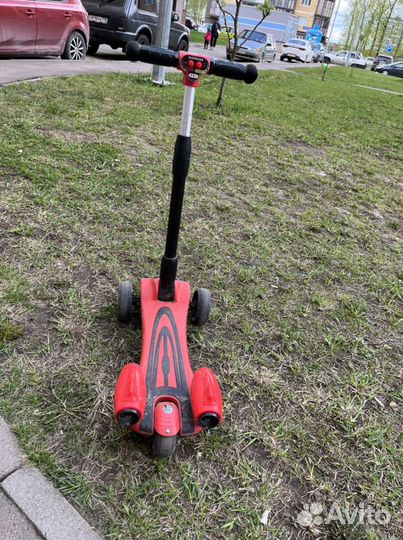 Самокат детский трехколесный