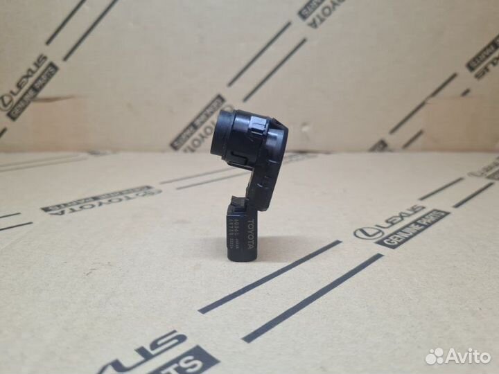 Датчик парковки (парктроник) Toyota Camry V70