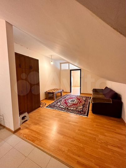 2-к. квартира, 46 м², 10/10 эт.