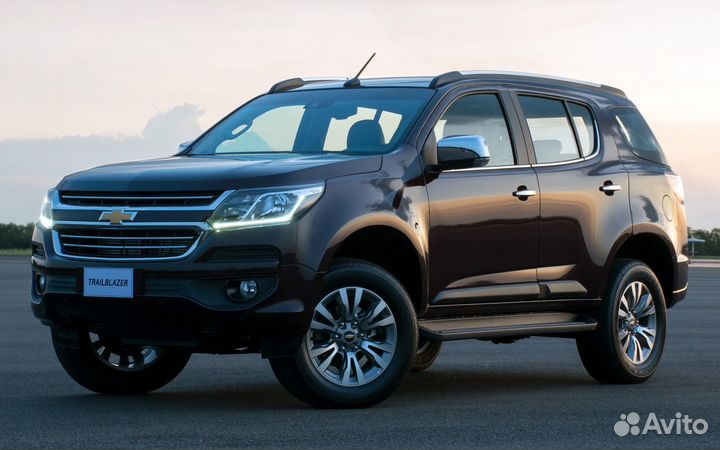 Лобовое стекло на Chevrolet Trailblazer 12-16г