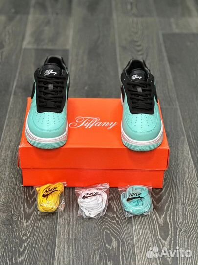 Nike Air Force 1 Low x Tiffany & Co. 1837