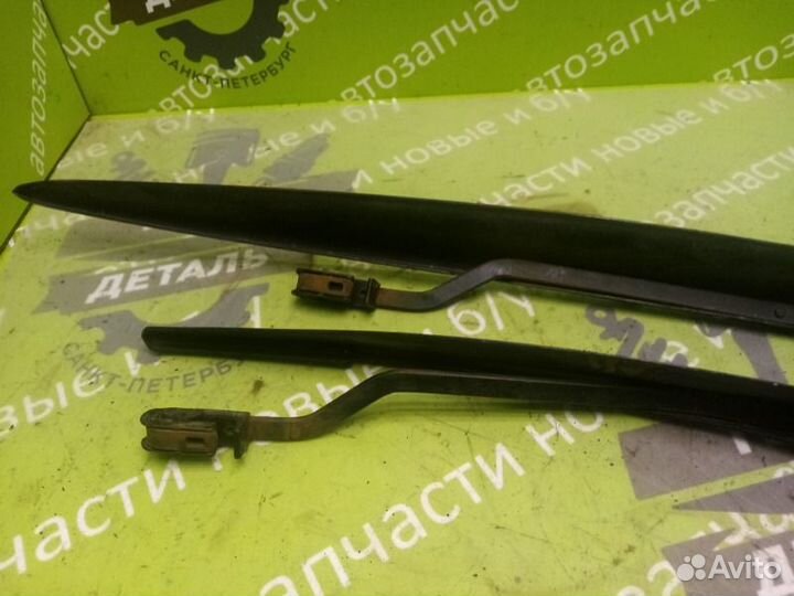 Поводок стеклоочистителя Ваз Приора 2170 1.6 16V