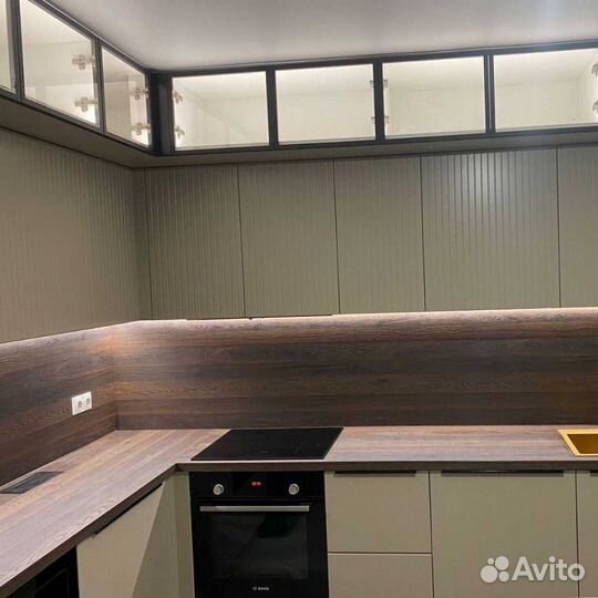 Кухонный гарнитур угловой