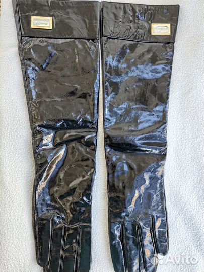 Перчатки лаковые Dolce Gabbana