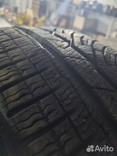 Michelin Pilot Alpin PA4 225/45 R18