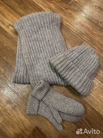 Компплект шарф+шапка+варежки