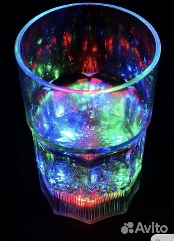 Светящиеся стаканы