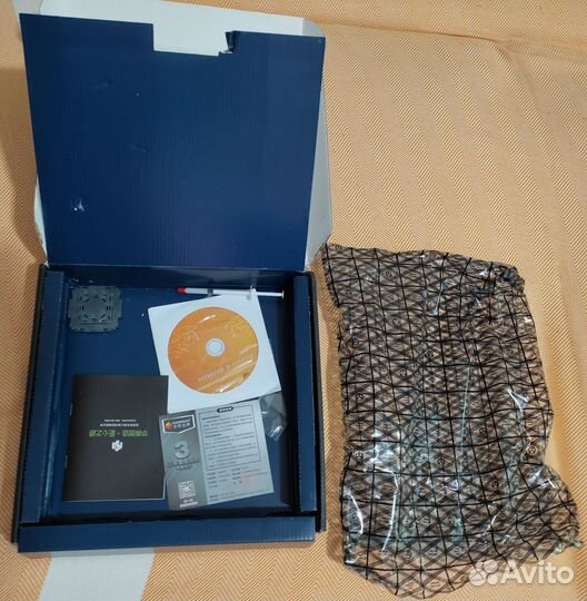 Материнка huananzhi X79 lga2011+xeon 2667 v2