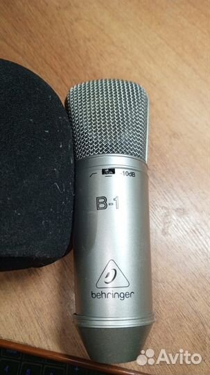 Студийный микрофон Behringer B 1