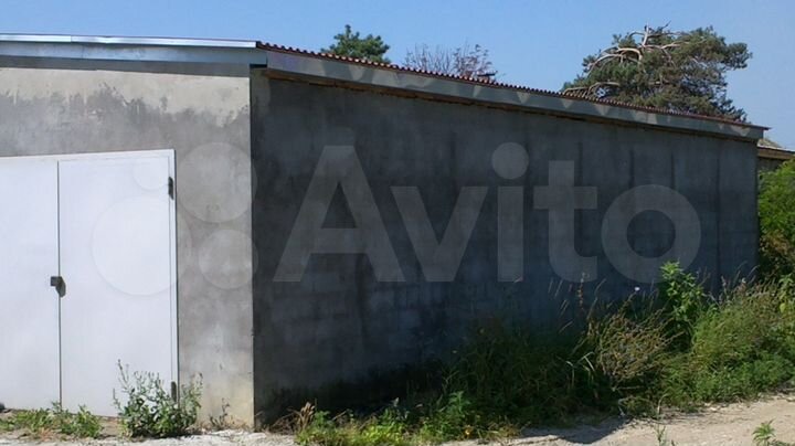 Гараж, > 30 м²