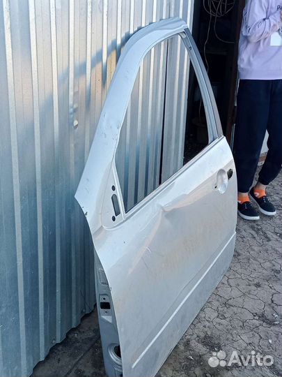 Двери на LADA granta бу