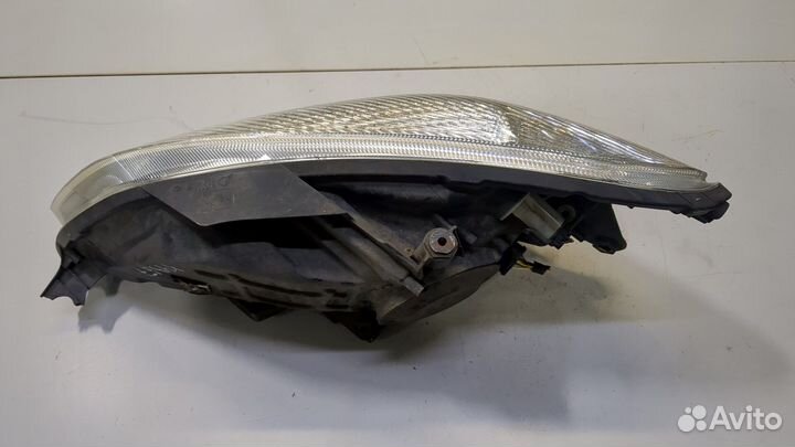 Фара (передняя) Skoda Fabia, 2013