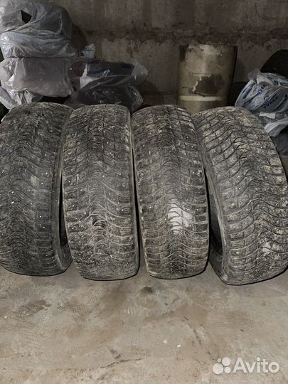 Michelin X-Ice North 3 215/60 R16 99T