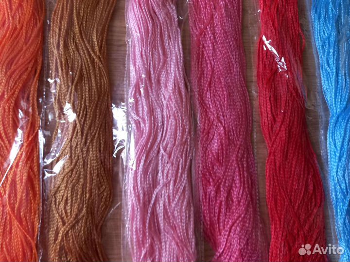 Прямое зизи, косички, новые, в ассортименте