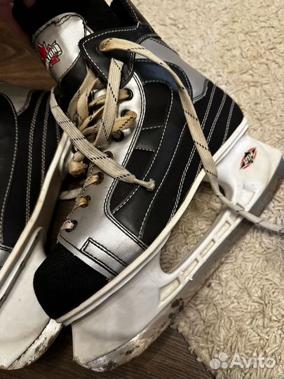 Коньки хоккейные 45