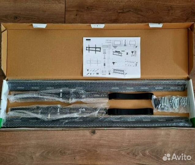 Крепление для телевизора на стену Vivanco tilt xl