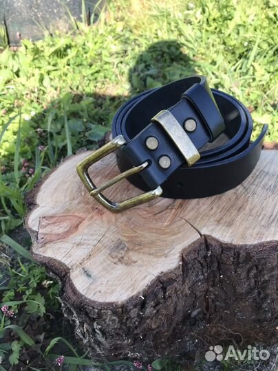 Мужской кожаный ремень