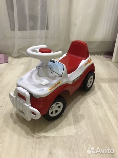 Машинка каталка