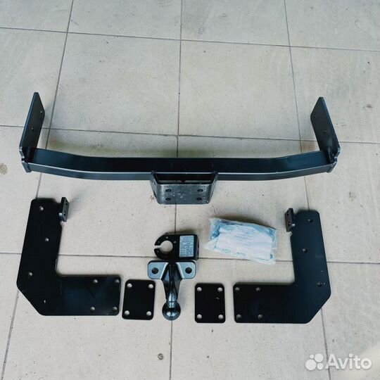 Фаркоп Mercedes Sprinter 95-06 г.в. короткая база