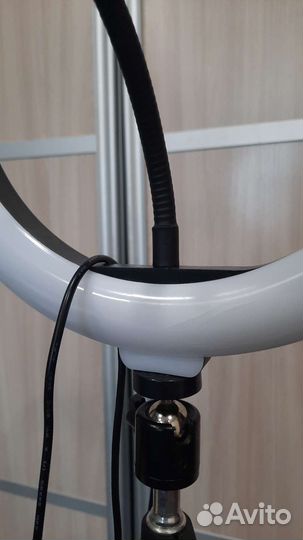 Кольцевая лампа RL-4