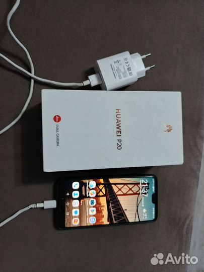 HUAWEI P20, 4/128 ГБ