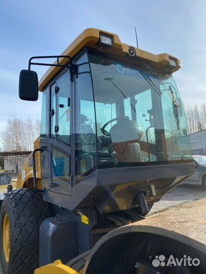 Дорожный каток XCMG XS143, 2023